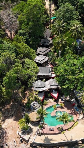 Pirates Bay Resort & Spa